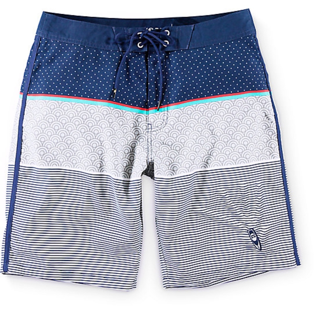 FREE WORLD Wake Zone Boarding Shorts - NWT!